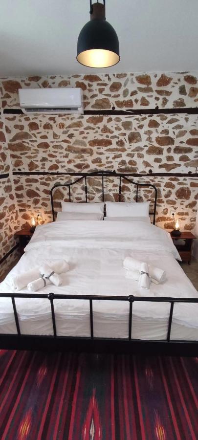 San Lorenzo Cottage - Παραδοσιακά Πέτρινα Δωμάτια Agios Lavrentios Exterior foto