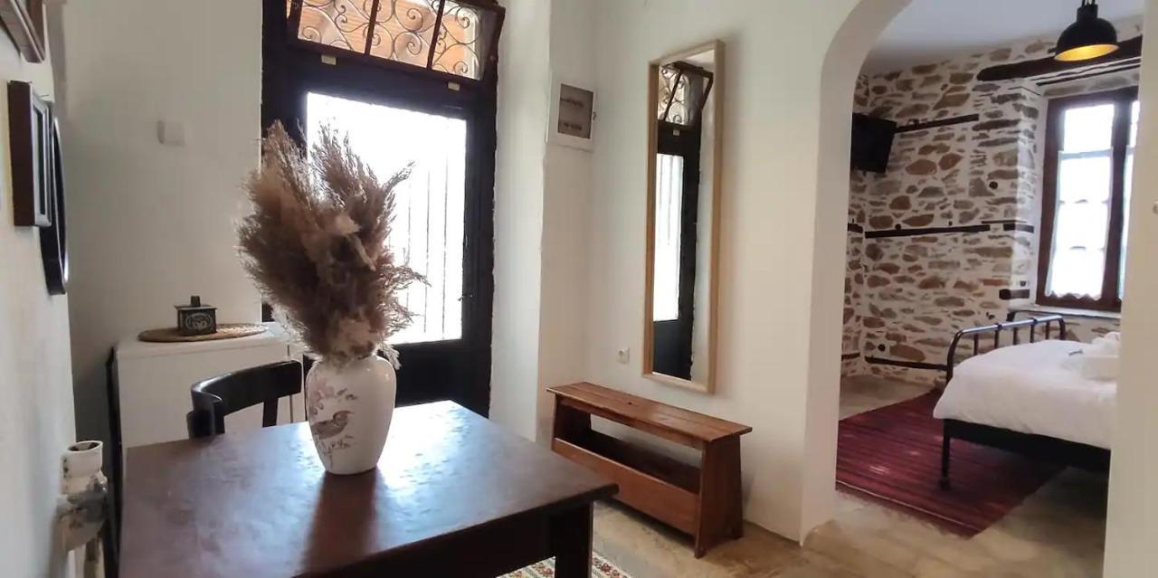 San Lorenzo Cottage - Παραδοσιακά Πέτρινα Δωμάτια Agios Lavrentios Exterior foto